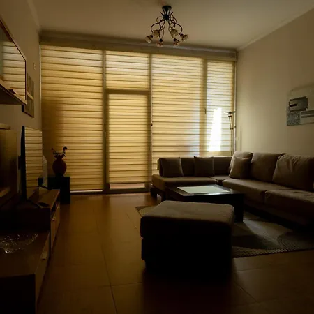 Lakeside Cane Tirana