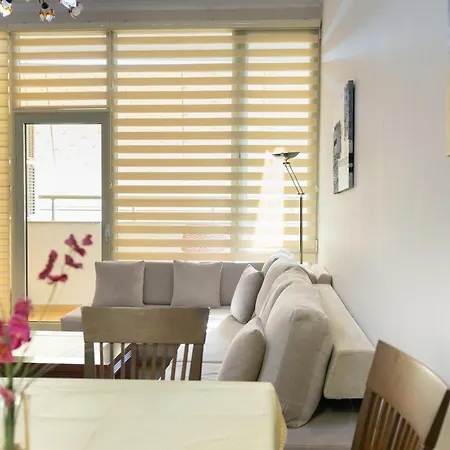 Lakeside Cane Apartman